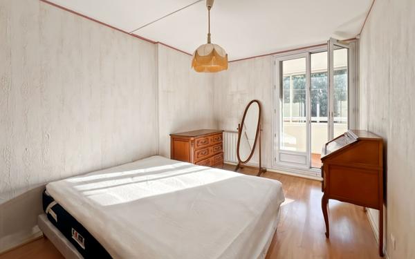 Appartement à vendre    3 pièces • 70,02 m2 Fréjus