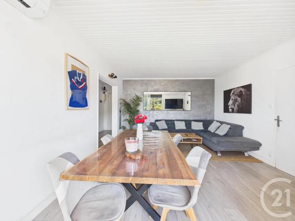 Appartement F3 à vendre  3 pièces - 72 m 2   LA VALETTE DU VAR  - 83
