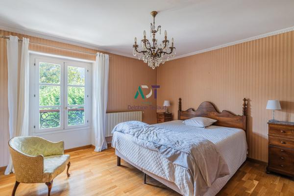 Saint-Égrève · Deux maisons de caractère dans les dépendances de Barnave