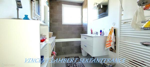 Pavillon de plain-pied sur sous-sol total avec comble aménageable