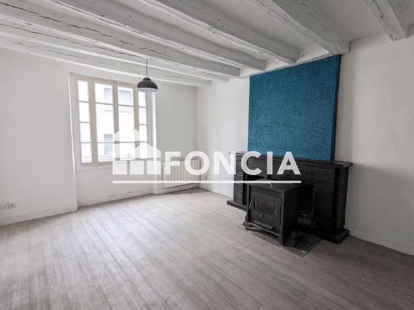 Location Maison 3 pièces 69 m² - Connerre 72160