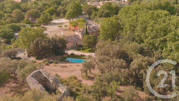 Maison à vendre  20 pièces - 850 m 2   FONTAINE DE VAUCLUSE  - 84