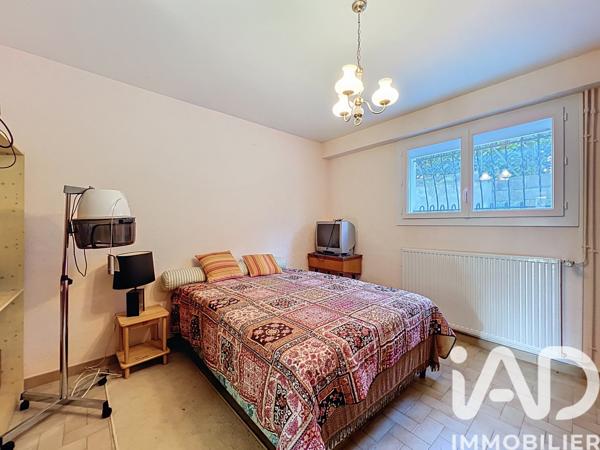 Maison à vendre 7 pièces 164 m² Saint-Georges-de-Luzençon