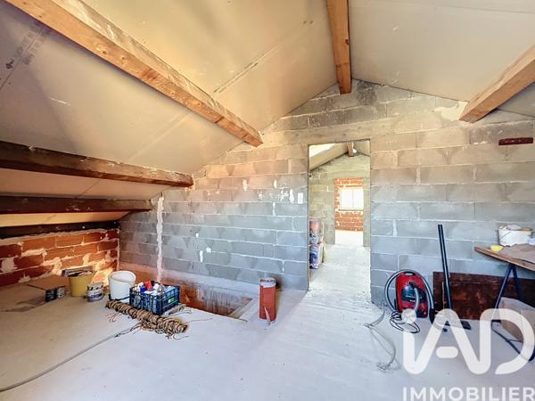 Maison à vendre 7 pièces 164 m² Saint-Georges-de-Luzençon