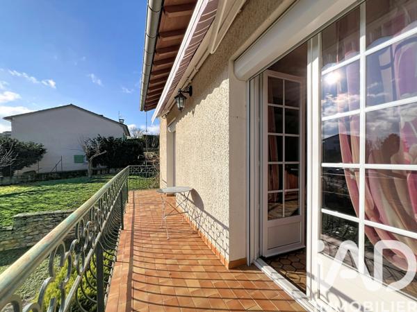 Maison à vendre 7 pièces 164 m² Saint-Georges-de-Luzençon