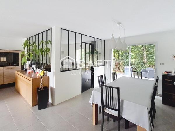 Pavillon PP 4 chambres + garage!