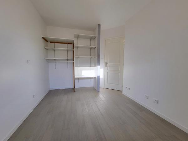 Cusset (03300) A VENDRE, A CUSSET, MAISON PLEIN PIED T3, 2 TERRASSES, COUR, DEPENDANCE