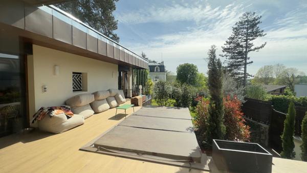 SEVRES RIVE DROITE - MAISON D'ARCHITECTE €2 500 000 ** - Référence 18457