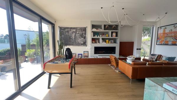 SEVRES RIVE DROITE - MAISON D'ARCHITECTE €2 500 000 ** - Référence 18457