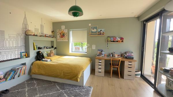 SEVRES RIVE DROITE - MAISON D'ARCHITECTE €2 500 000 ** - Référence 18457