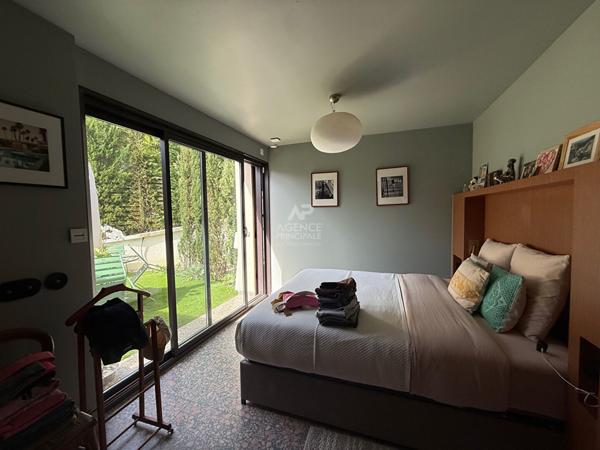 SEVRES RIVE DROITE - MAISON D'ARCHITECTE €2 500 000 ** - Référence 18457