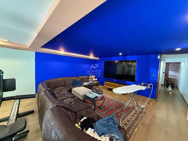 SEVRES RIVE DROITE - MAISON D'ARCHITECTE €2 500 000 ** - Référence 18457