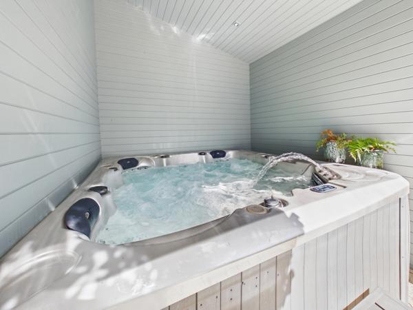 À VENDRE À LEMUD   MAISON LORRAINE RÉNOVÉE   5 CHAMBRES