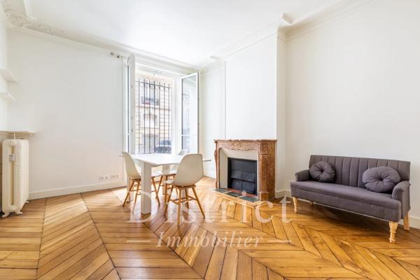 # Appartement – 79m² – Paris 8ème
