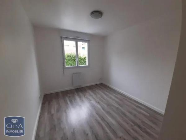Appartement à louer 3 pièces 61.91m² Tours (37100)