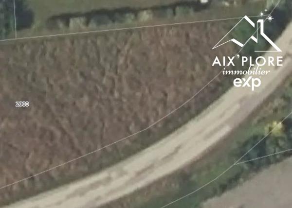 Terrain constructible de 752m²