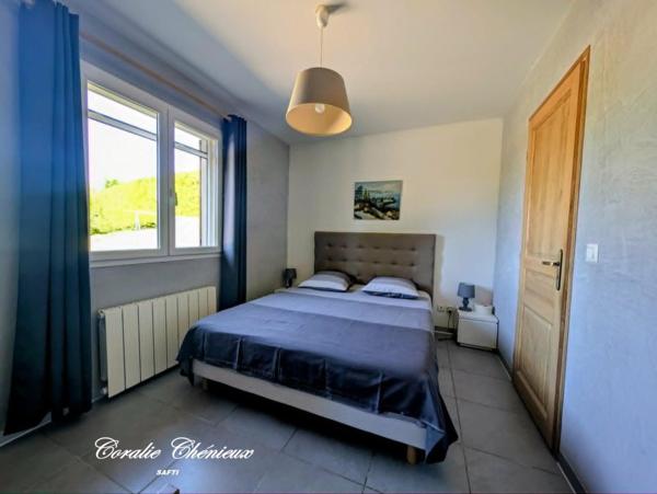 Maison contemporaine de 2010 – Volumes généreux et prestations de qualité