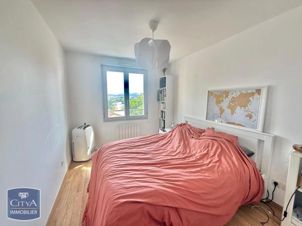 Appartement à louer 3 pièces 59.98m² Saint-Étienne (42000)