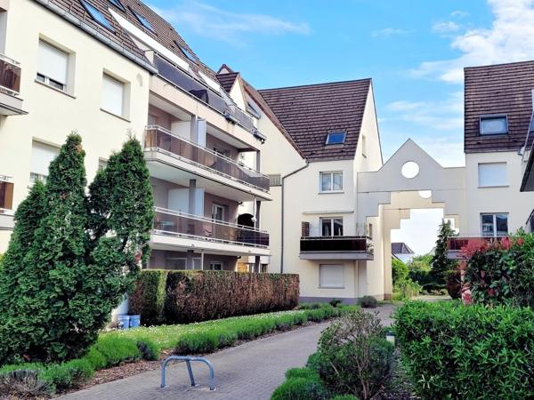 Appartement avec terrasse, parking et cave