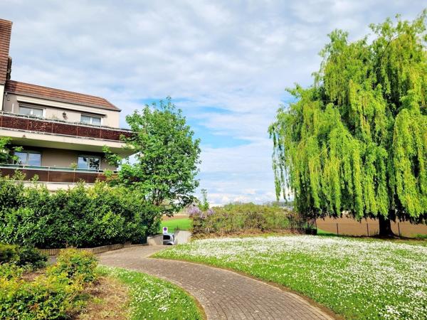 Appartement avec terrasse, parking et cave