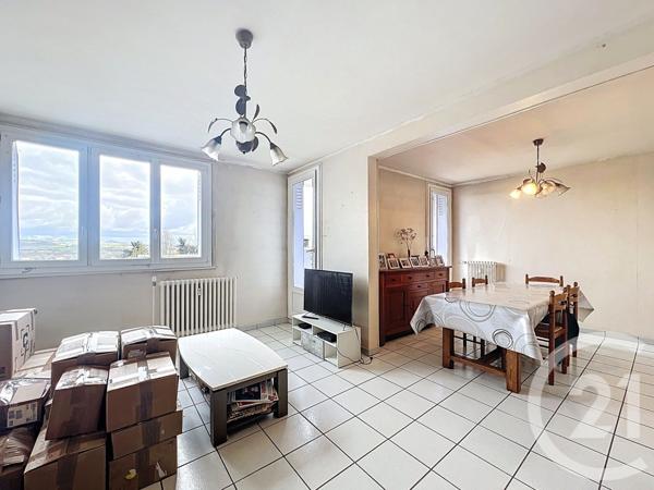 Appartement F3 à vendre  4 pièces - 70 m2 COURNON D AUVERGNE - 63