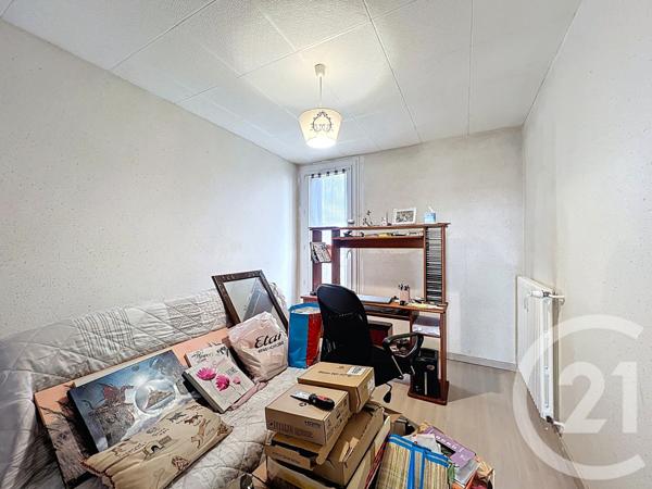 Appartement F3 à vendre  4 pièces - 70 m2 COURNON D AUVERGNE - 63