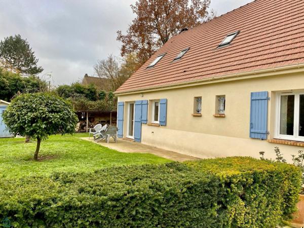 Maison familiale avec jardin et garage