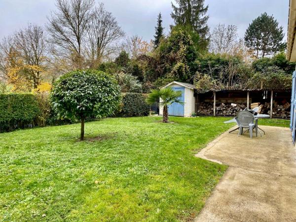 Maison familiale avec jardin et garage