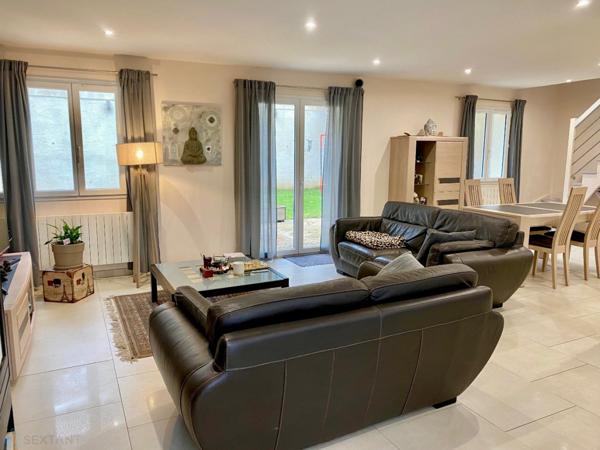 Maison familiale avec jardin et garage