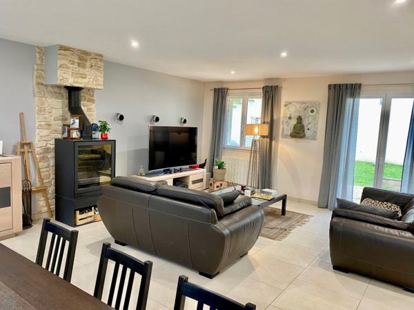 Maison familiale avec jardin et garage