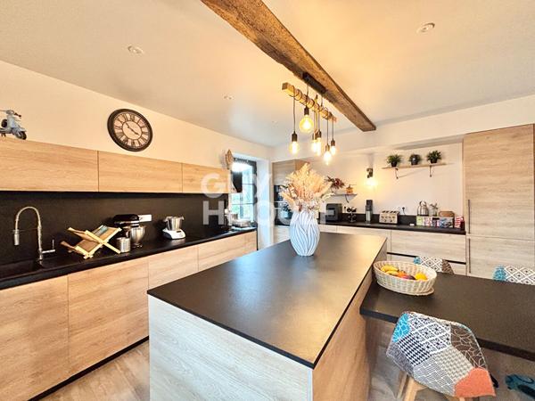 Maison de village proche d'ORTHEZ avec dépendance et jardin