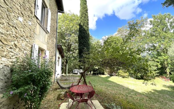 Maison à vendre    7 pièces •  Chatuzange-le-Goubet