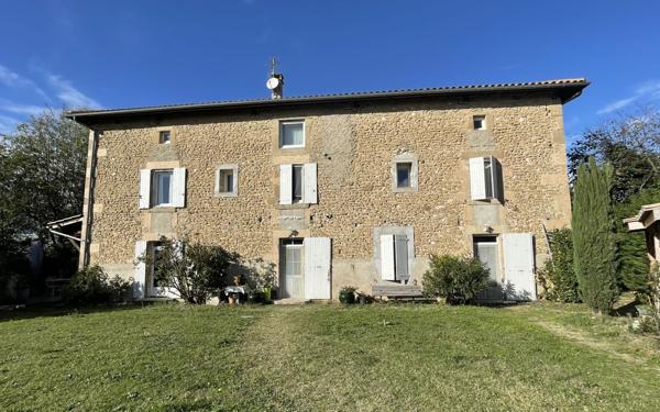 Maison à vendre    7 pièces •  Chatuzange-le-Goubet