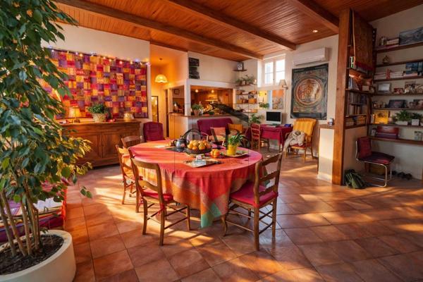 Marseille (13007) TYPE 4 SAINT VICTOR JARDIN