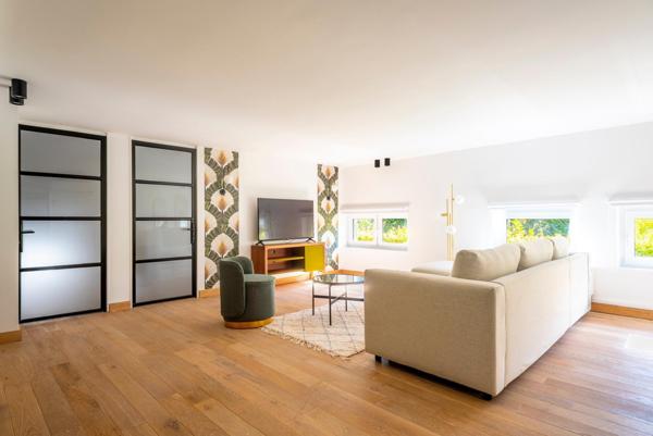 Bureau 4 pièces - 70 m²