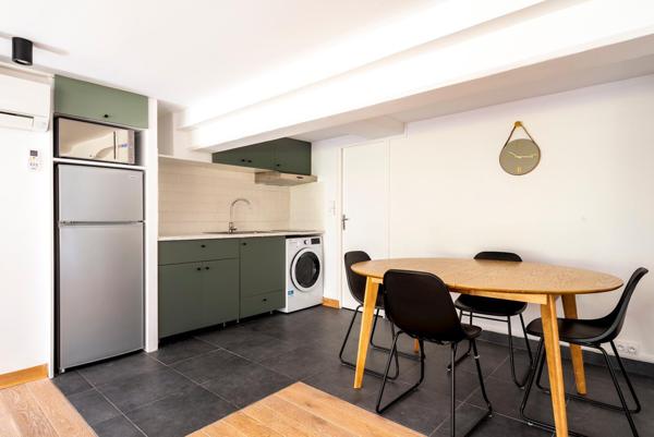 Bureau 4 pièces - 70 m²