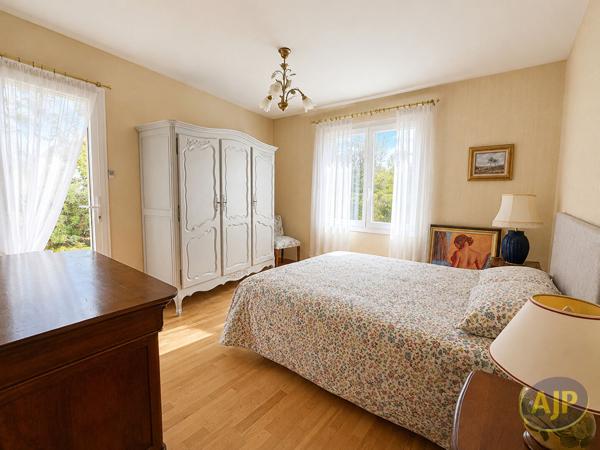 Maison à vendre Sautron - 7 pièces, 158m² avec 5 chambre(s) à 529 000€ - AJP Immobilier Sautron