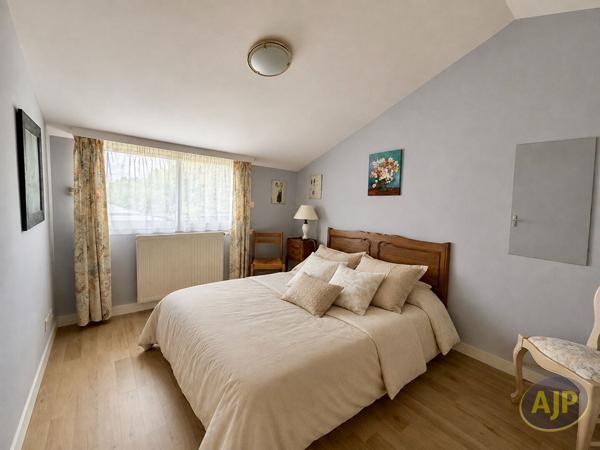 Maison à vendre Sautron - 7 pièces, 158m² avec 5 chambre(s) à 529 000€ - AJP Immobilier Sautron