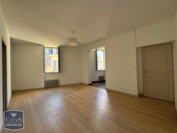 Appartement à louer 3 pièces 61.62m² Avignon (84000)