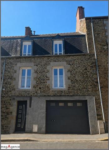 Maison à FOUGERES, 35300 - 5 pièces 116m²