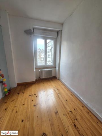 Maison à FOUGERES, 35300 - 5 pièces 116m²