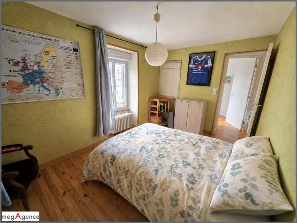 Maison à FOUGERES, 35300 - 5 pièces 116m²