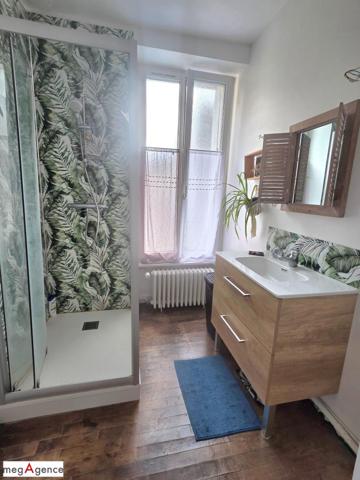 Maison à FOUGERES, 35300 - 5 pièces 116m²