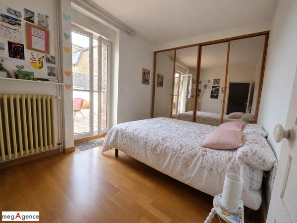 Maison à FOUGERES, 35300 - 5 pièces 116m²