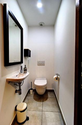 Co-Exclusivité - Mougins Saint-Basile - Appartement-villa 4 pièces de 106 m² avec accès direct à la piscine