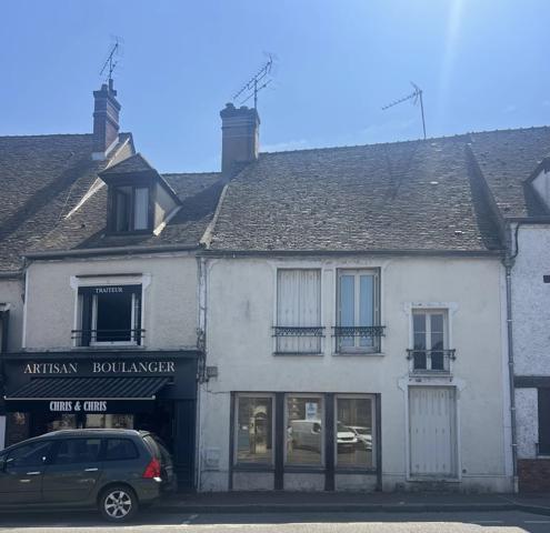 Vente                                                      Maison
                        
                     6 pièces                      140 m2                     à Houdan