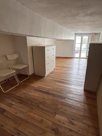 Vente                                                      Maison
                        
                     6 pièces                      140 m2                     à Houdan