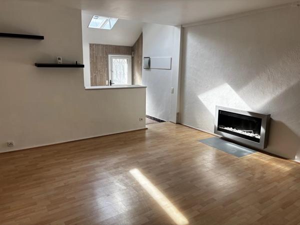 Vente                                                      Maison
                        
                     6 pièces                      140 m2                     à Houdan
