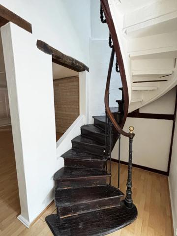 Vente                                                      Maison
                        
                     6 pièces                      140 m2                     à Houdan