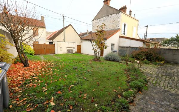 Maison à vendre    5 pièces •  Les Mureaux